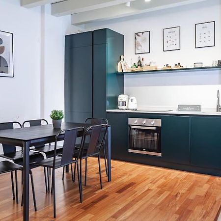 דירות מילאנו Elegante Loft Su 2 Piani A 5 Minuti Da San Siro מראה חיצוני תמונה